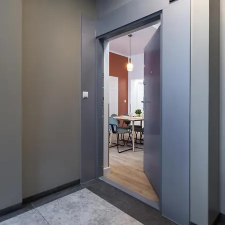 Zablocie Apartment *