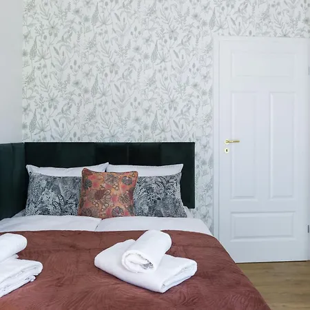 Zablocie Apartment *